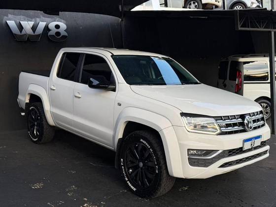 VOLKSWAGEN AMAROK 3.0 V6 TDI DIESEL HIGHLINE CD 4MOTION AUTOMÁTICO VOLKSWAGEN AMAROK 3.0 V6 TDI DIESEL HIGHLINE CD 4MOTION AUTOMÁTICO